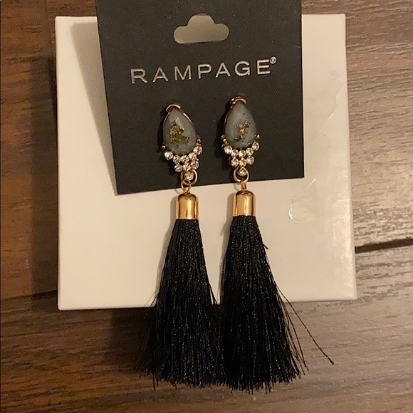 Tassel stone earrings - Picture 1 of 2